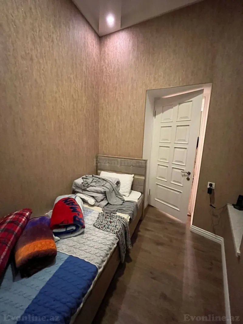 Satılır 6 otaqlı Mənzil Köhnə tikili 250 m² İçərişəhər m. - şəkil 16