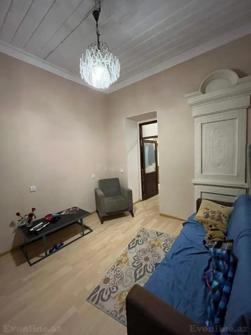 Satılır 6 otaqlı Mənzil Köhnə tikili 250 m² İçərişəhər m. - şəkil 22