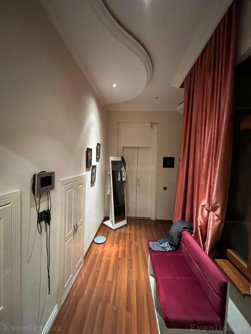 Satılır 6 otaqlı Mənzil Köhnə tikili 250 m² İçərişəhər m. - şəkil 23