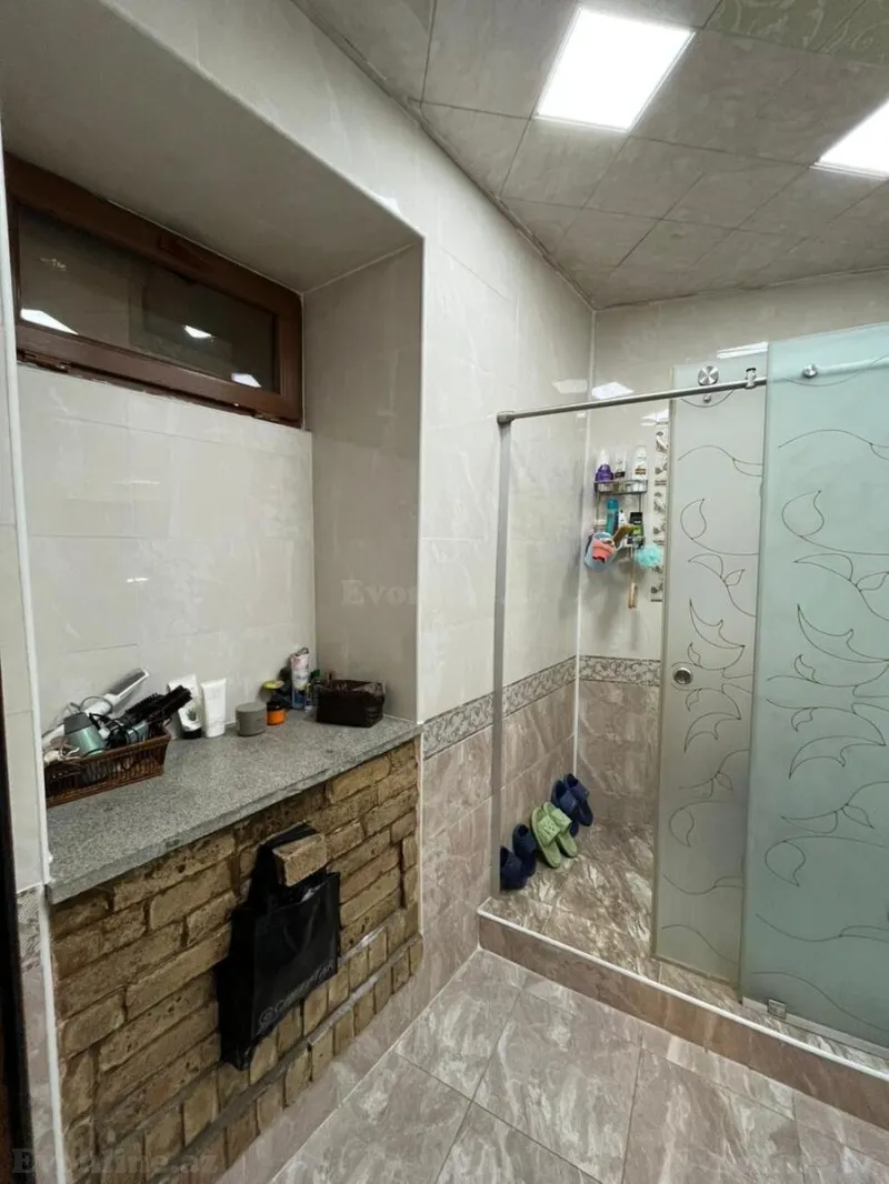 Satılır 6 otaqlı Mənzil Köhnə tikili 250 m² İçərişəhər m. - şəkil 25