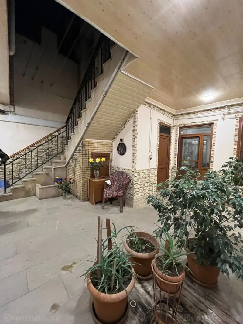 Satılır 6 otaqlı Mənzil Köhnə tikili 250 m² İçərişəhər m. - şəkil 26