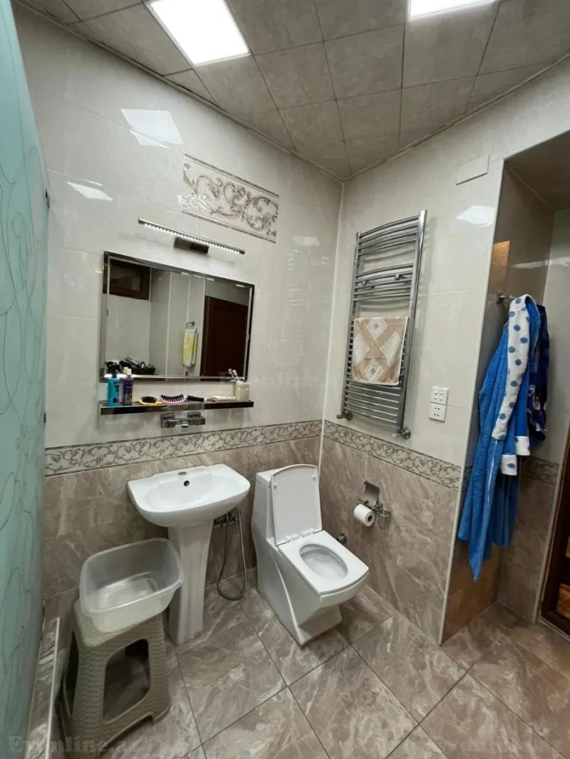 Satılır 6 otaqlı Mənzil Köhnə tikili 250 m² İçərişəhər m. - şəkil 28