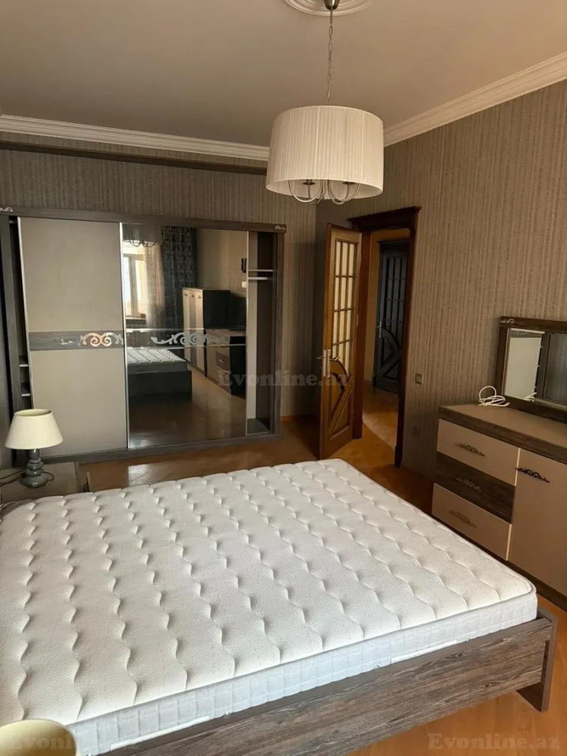 Satılır 4 otaqlı Mənzil Yeni tikili 169 m² Xalqlar Dostluğu m. - şəkil 4