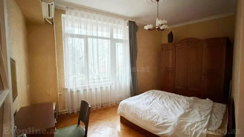 Kirayə verilir 3 otaqlı Mənzil Köhnə tikili 120 m² İçərişəhər m. - şəkil 2