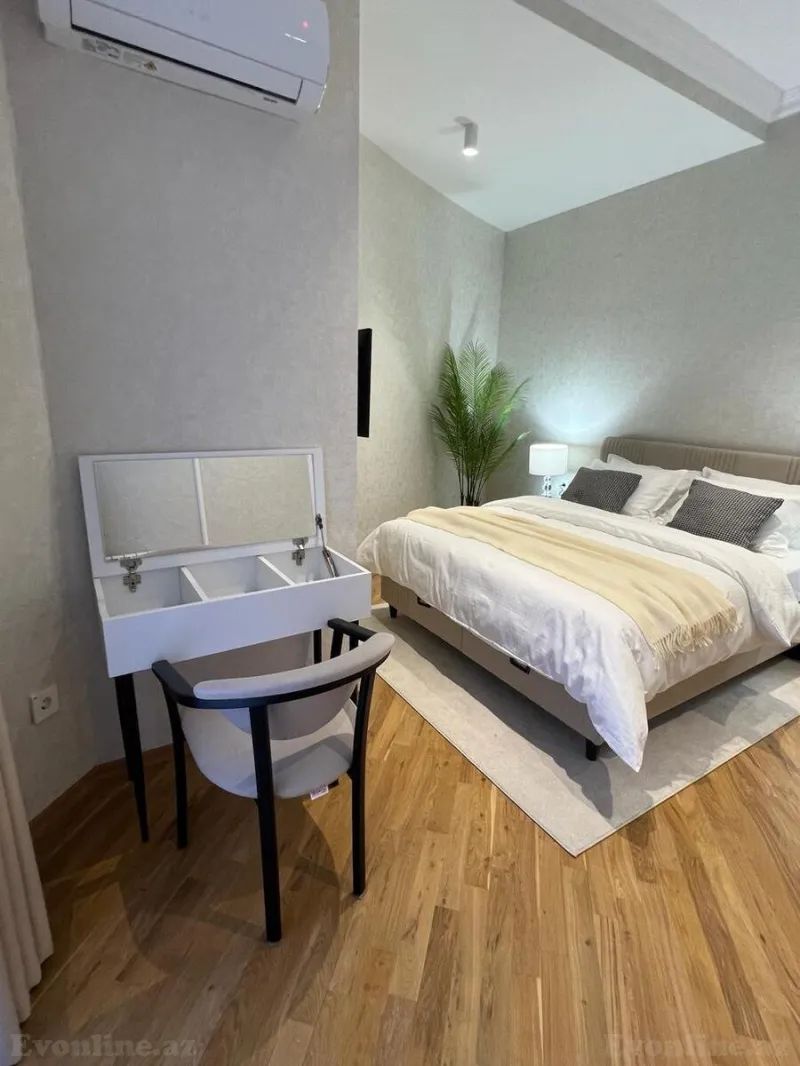 Kirayə verilir 2 otaqlı Mənzil Yeni tikili 78 m² Xətai r.