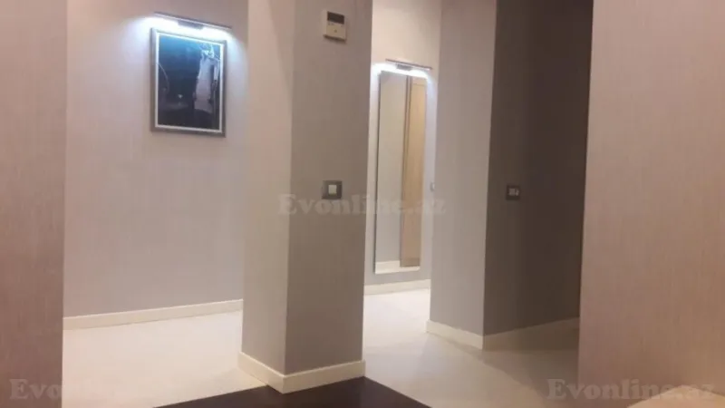 Kirayə verilir 2 otaqlı Mənzil Köhnə tikili 75 m² Sahil m. - şəkil 18