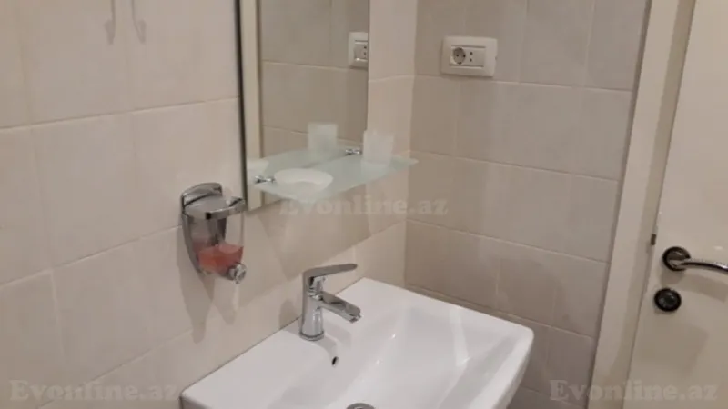 Kirayə verilir 2 otaqlı Mənzil Köhnə tikili 75 m² Sahil m. - şəkil 23