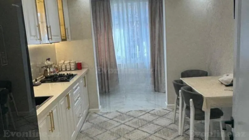 Satılır 5 otaqlı Mənzil Köhnə tikili 100 m² Sabunçu r. - şəkil 13