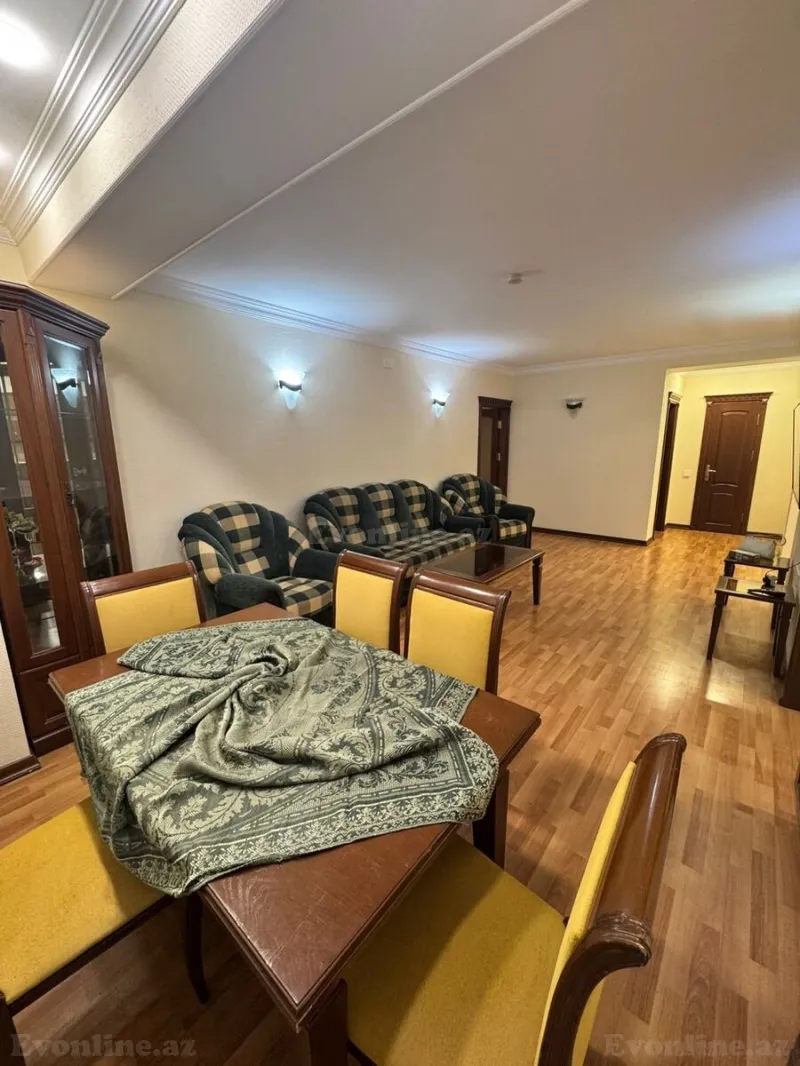Kirayə verilir 3 otaqlı Mənzil Yeni tikili 100 m² İçərişəhər m. - şəkil 4