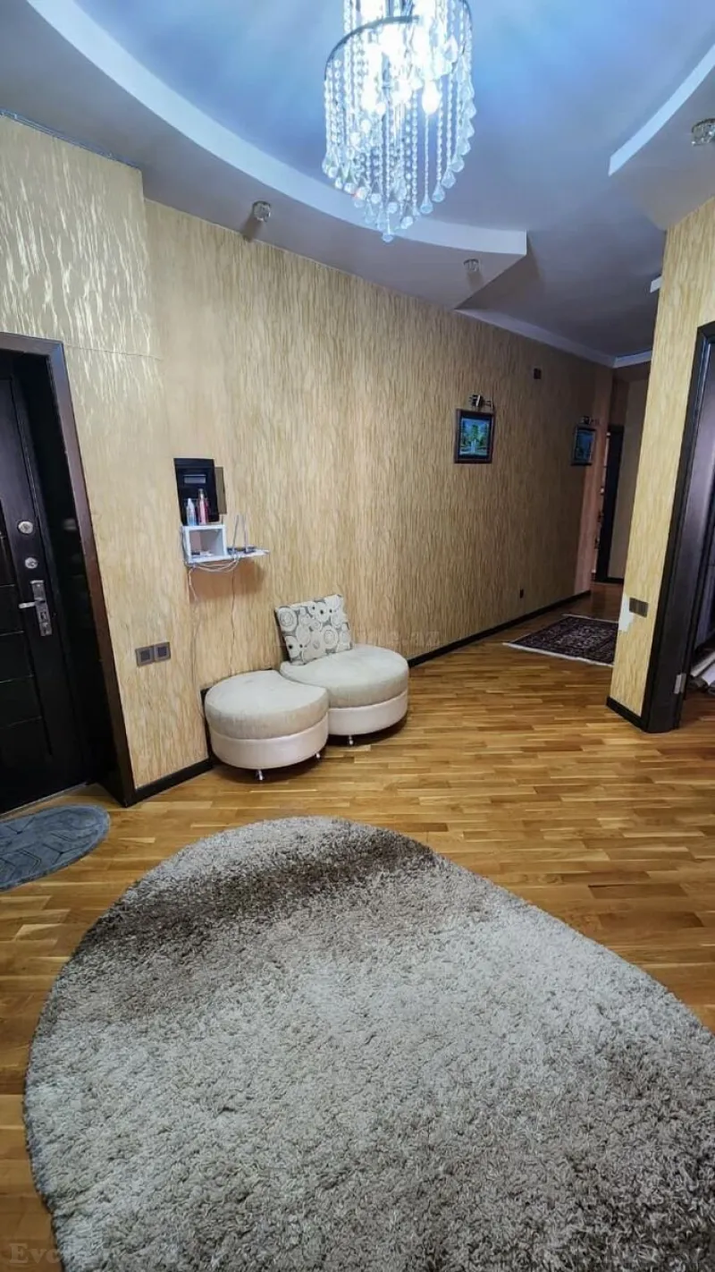 Kirayə verilir 3 otaqlı Mənzil Yeni tikili 140 m² Elmlər Akademiyası m. - şəkil 14