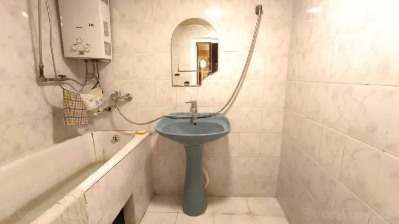 Satılır 4 otaqlı Mənzil Köhnə tikili 100 m² Xətai m. - şəkil 13