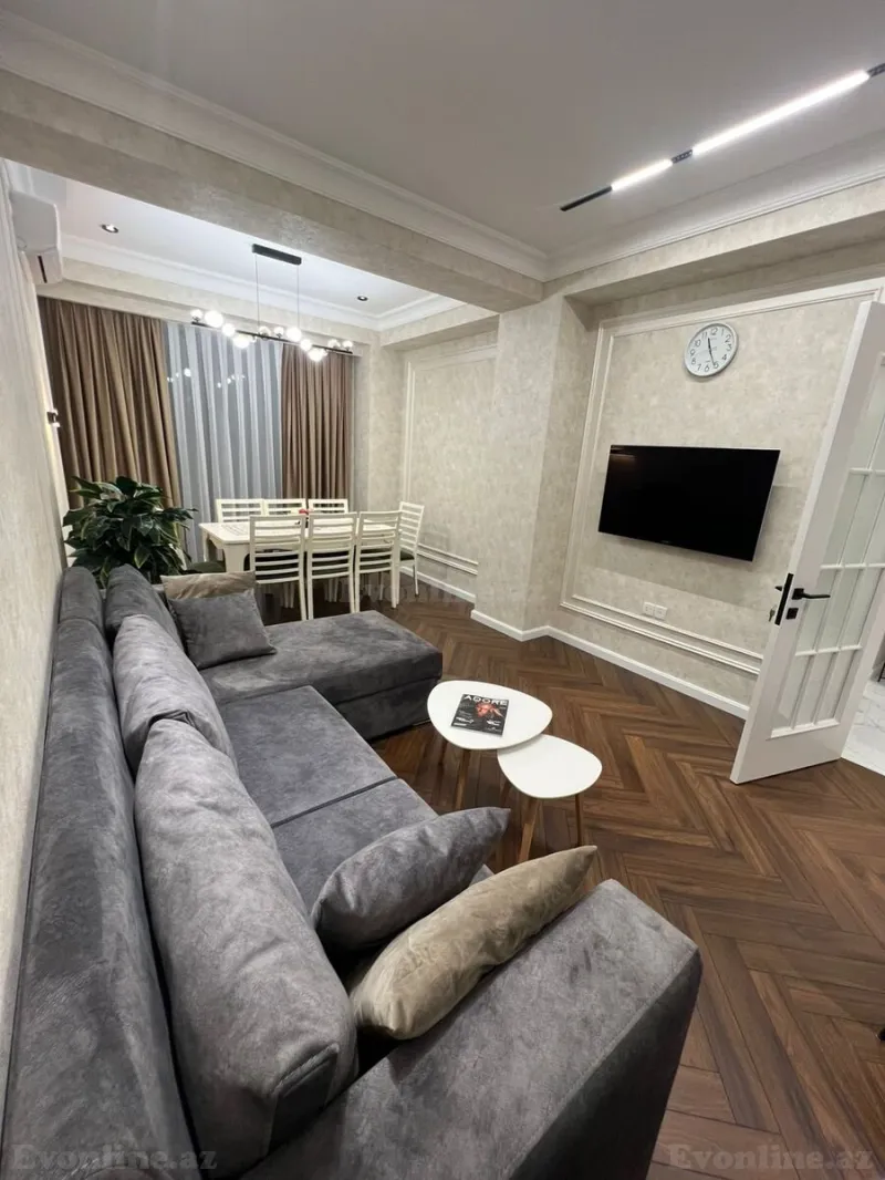Kirayə verilir 2 otaqlı Mənzil Yeni tikili 70 m² Xətai m.