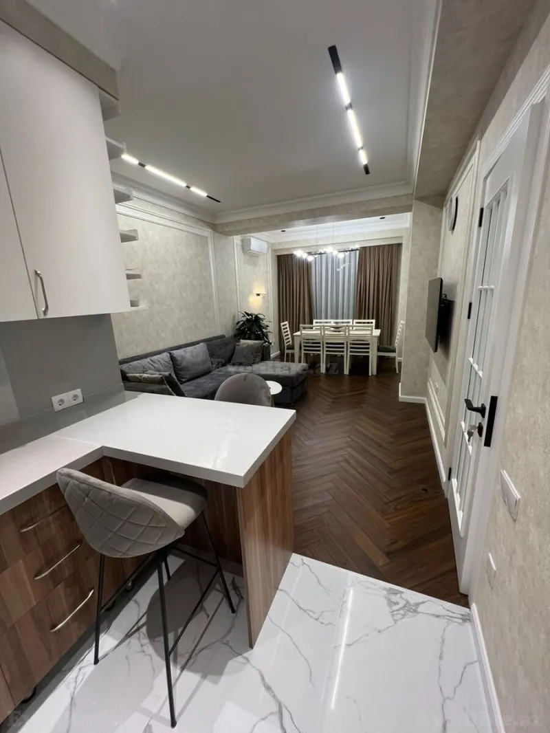 Kirayə verilir 2 otaqlı Mənzil Yeni tikili 70 m² Xətai m. - şəkil 2