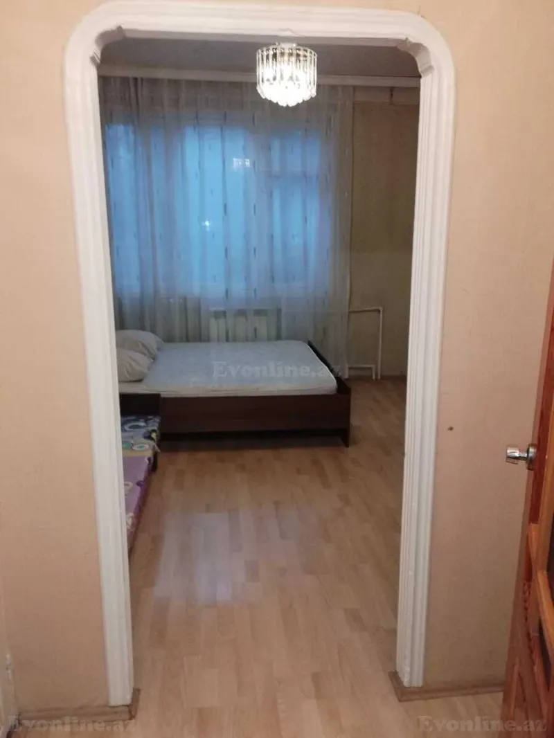 Satılır 2 otaqlı Mənzil Köhnə tikili 55 m² 5-ci mikrorayon - şəkil 2