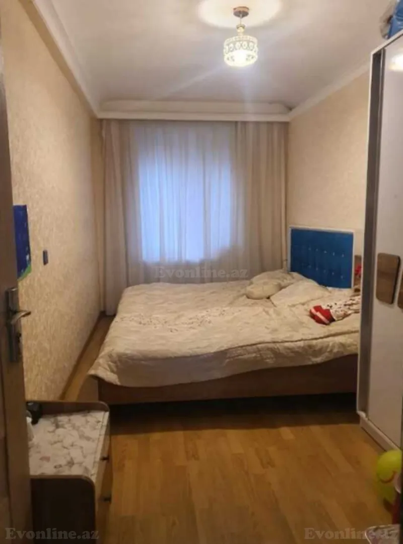 Satılır 3 otaqlı Mənzil Köhnə tikili 70 m² 20 Yanvar m. - şəkil 4