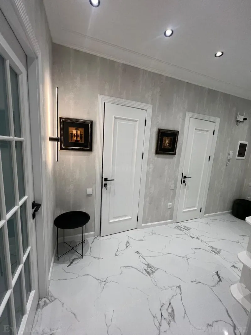 Kirayə verilir 2 otaqlı Mənzil Yeni tikili 72 m² Xətai m. - şəkil 5