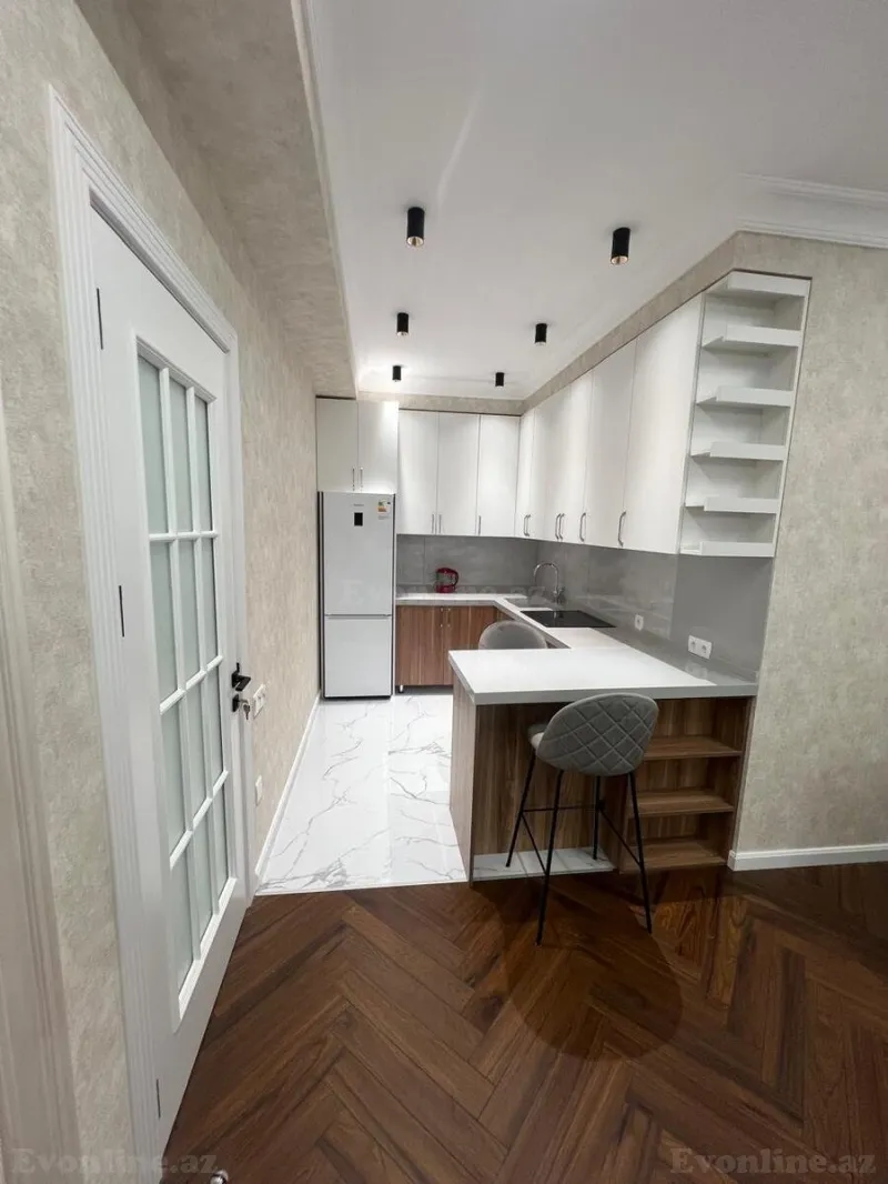 Kirayə verilir 2 otaqlı Mənzil Yeni tikili 72 m² Xətai m. - şəkil 6