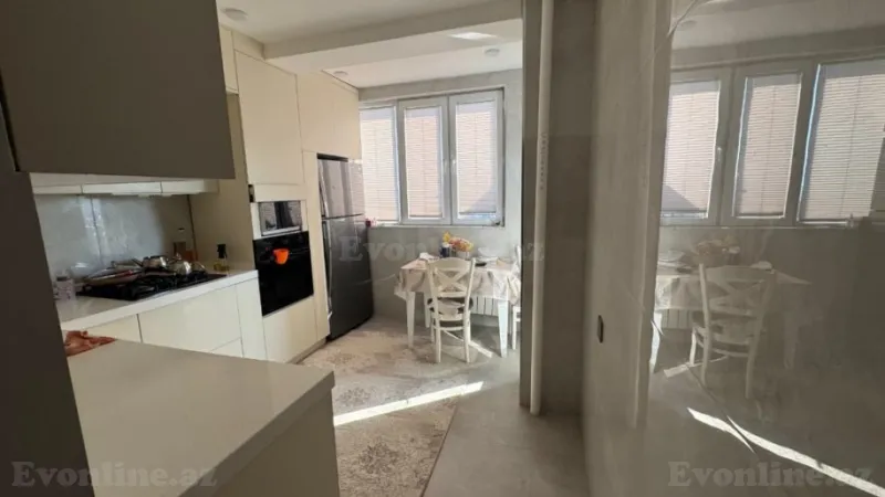 Satılır 2 otaqlı Mənzil Köhnə tikili 65 m² Nərimanov r. - şəkil 2