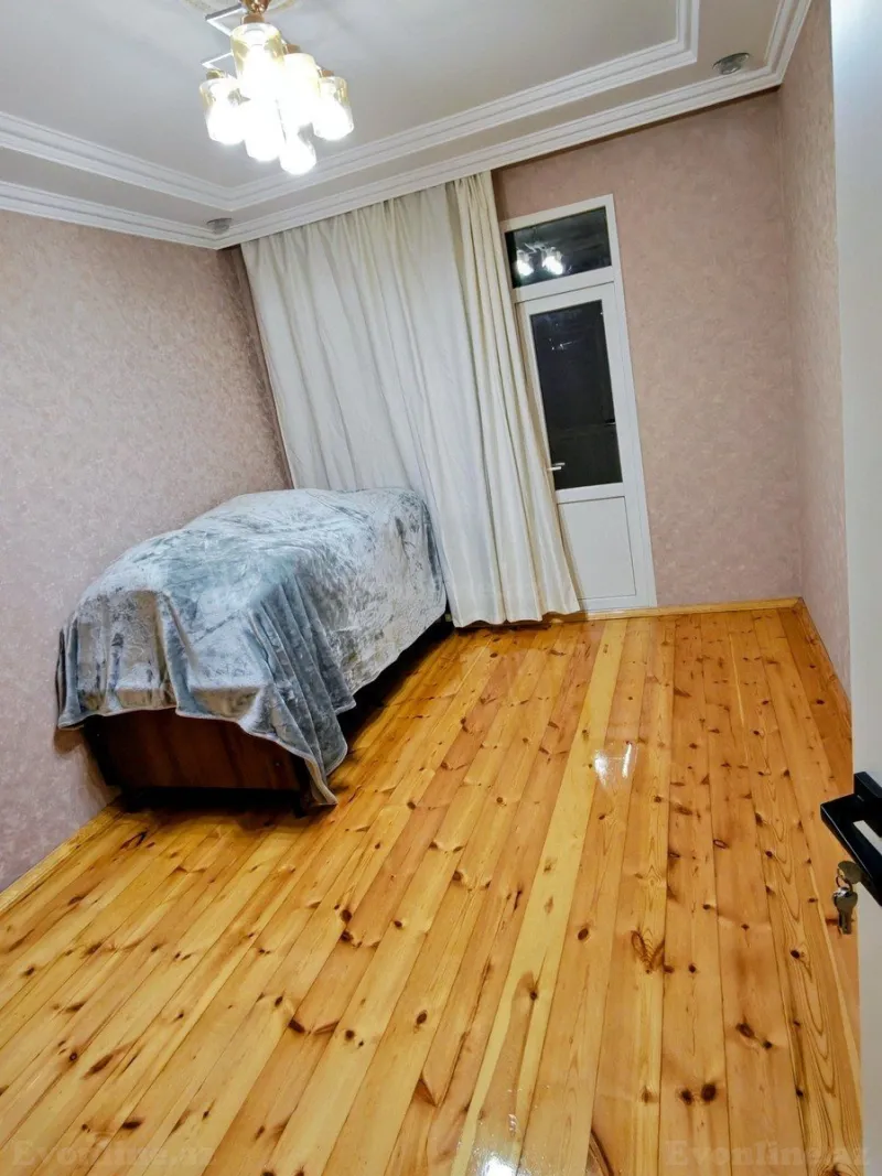 Satılır 4 otaqlı Mənzil Köhnə tikili 100 m² Suraxanı r. - şəkil 10