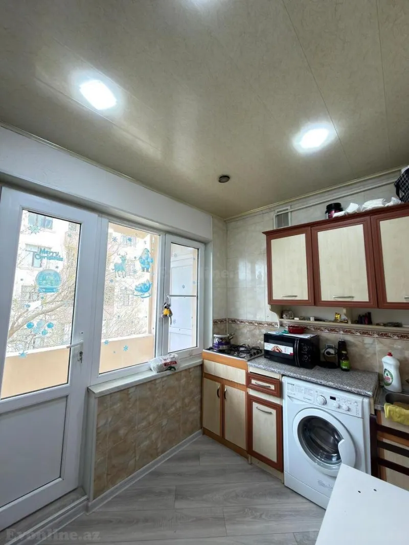 Satılır 2 otaqlı Mənzil Köhnə tikili 65 m² Əhmədli - şəkil 5