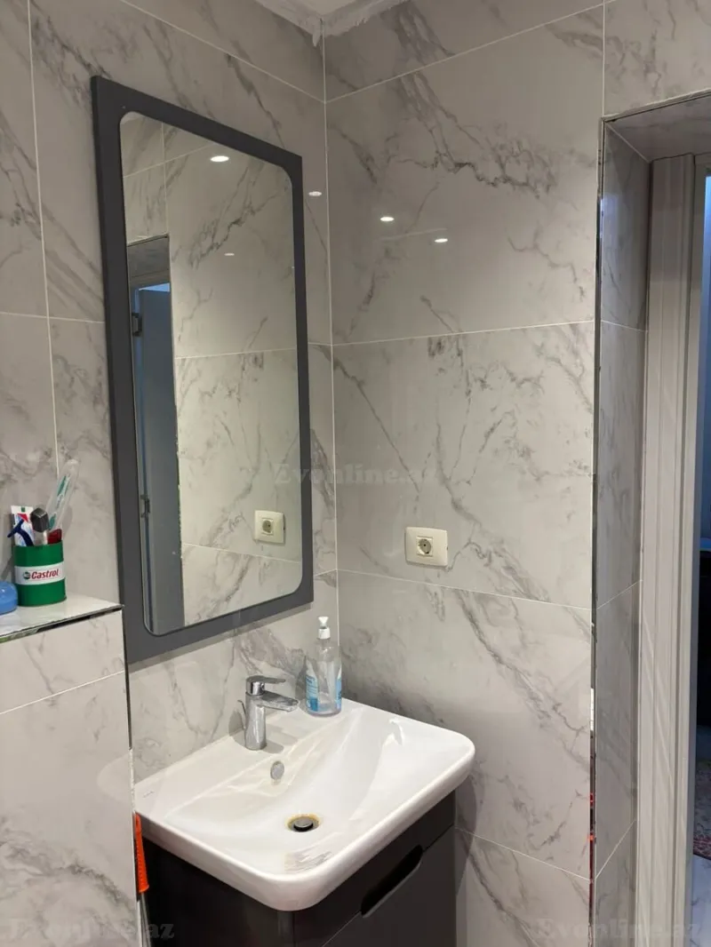 Kirayə verilir 3 otaqlı Mənzil Yeni tikili 74 m² İnşaatçılar m. - şəkil 9