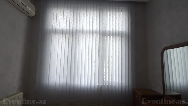Kirayə verilir 3 otaqlı Mənzil Köhnə tikili 100 m² Sahil m. - şəkil 4