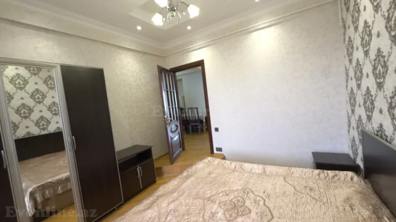 Kirayə verilir 3 otaqlı Mənzil Köhnə tikili 100 m² Sahil m. - şəkil 6