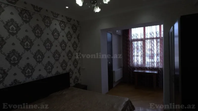 Kirayə verilir 3 otaqlı Mənzil Köhnə tikili 100 m² Sahil m. - şəkil 7