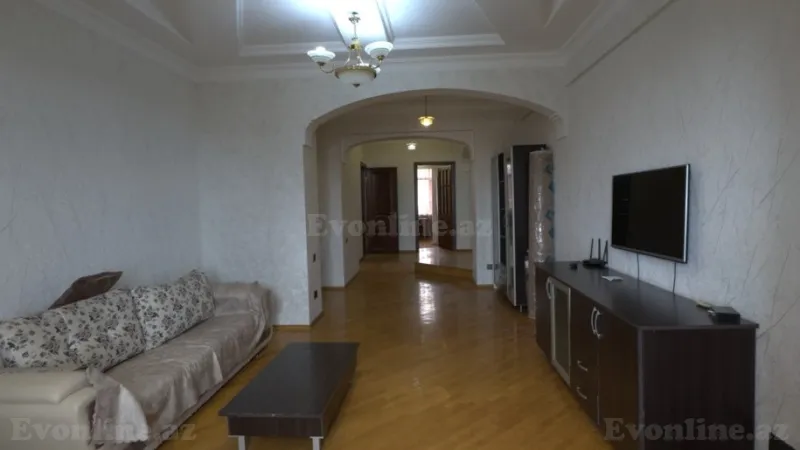 Kirayə verilir 3 otaqlı Mənzil Köhnə tikili 100 m² Sahil m. - şəkil 14