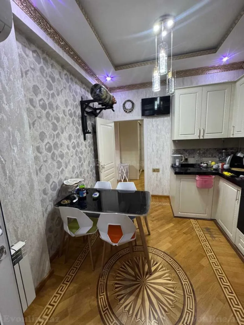 Satılır 2 otaqlı Mənzil Yeni tikili 88 m² İnşaatçılar m. - şəkil 8