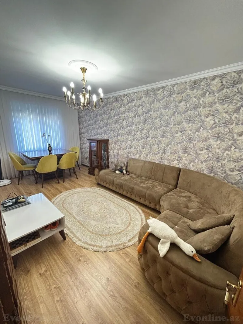 Satılır 2 otaqlı Mənzil Köhnə tikili 65 m² Suraxanı r.