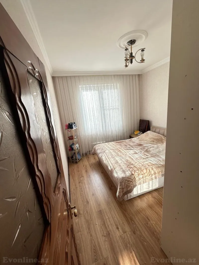 Satılır 2 otaqlı Mənzil Köhnə tikili 65 m² Suraxanı r. - şəkil 9
