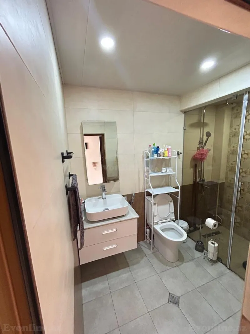 Satılır 2 otaqlı Mənzil Köhnə tikili 65 m² Suraxanı r. - şəkil 10