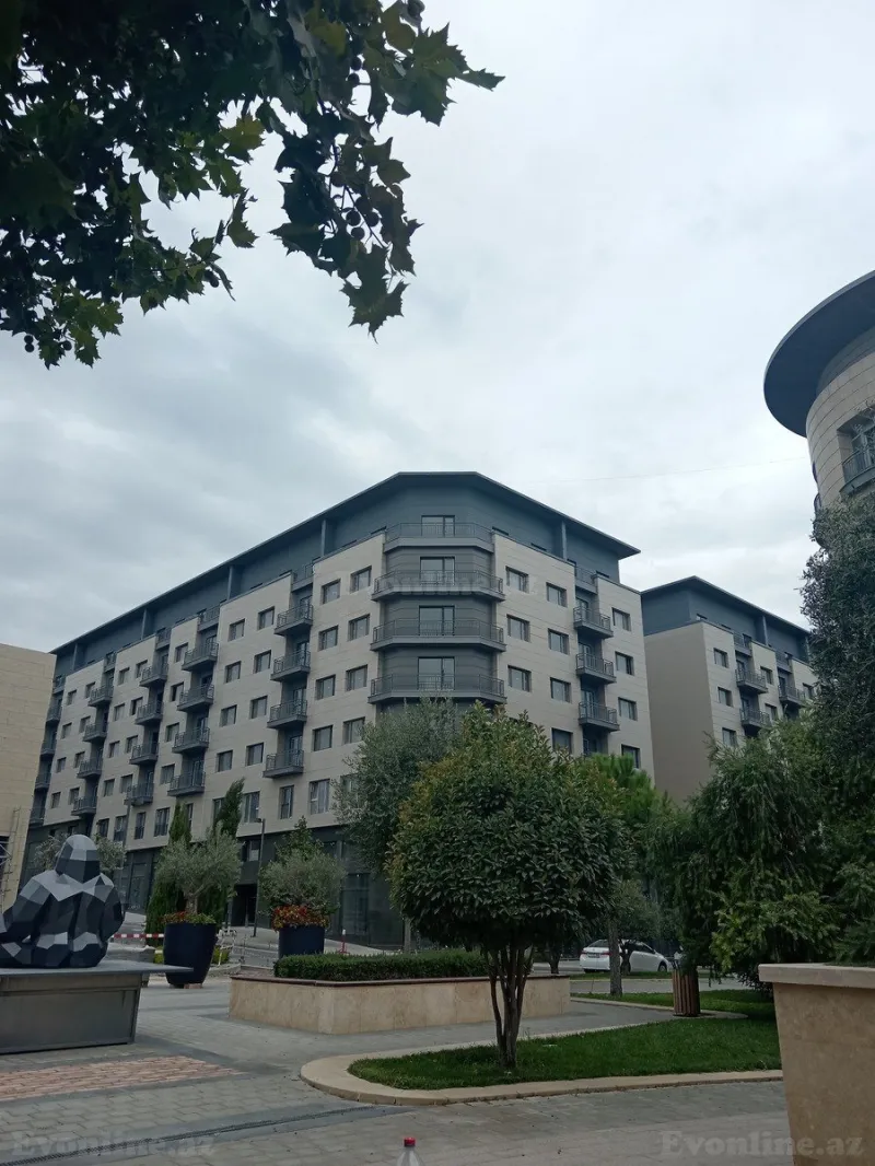 Satılır 3 otaqlı Mənzil Yeni tikili 140 m² Xətai r.