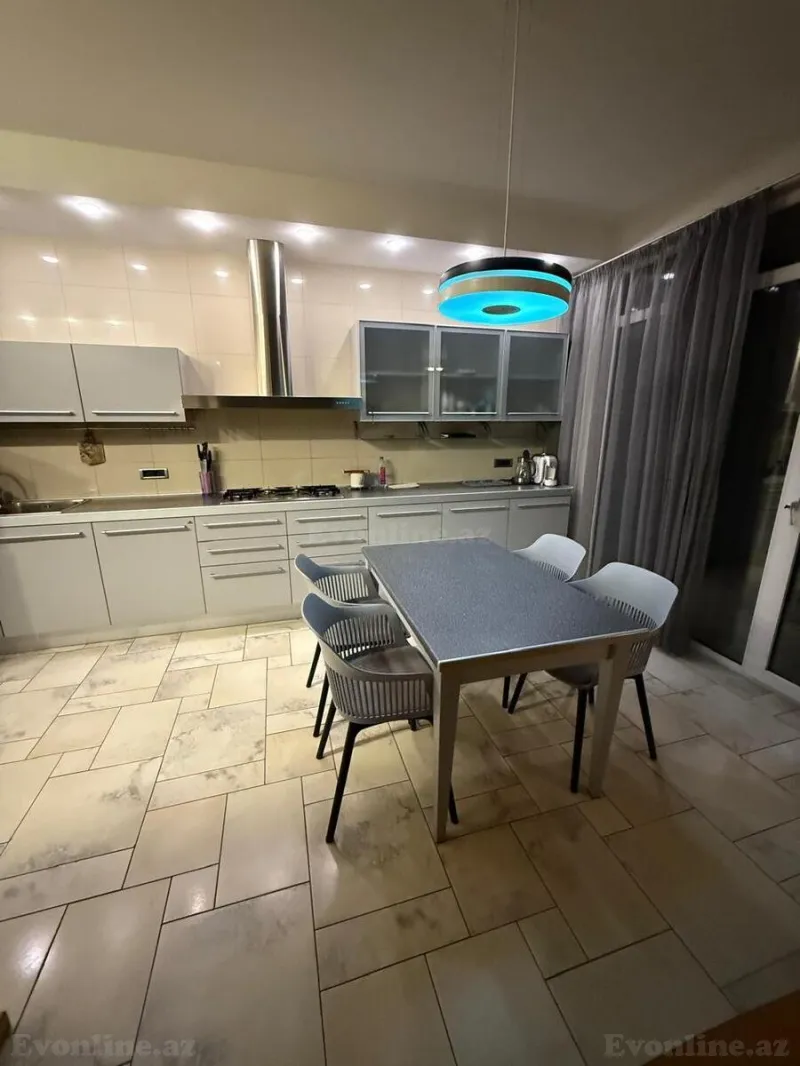Satılır 4 otaqlı Mənzil Yeni tikili 199 m² 28 May m. - şəkil 5