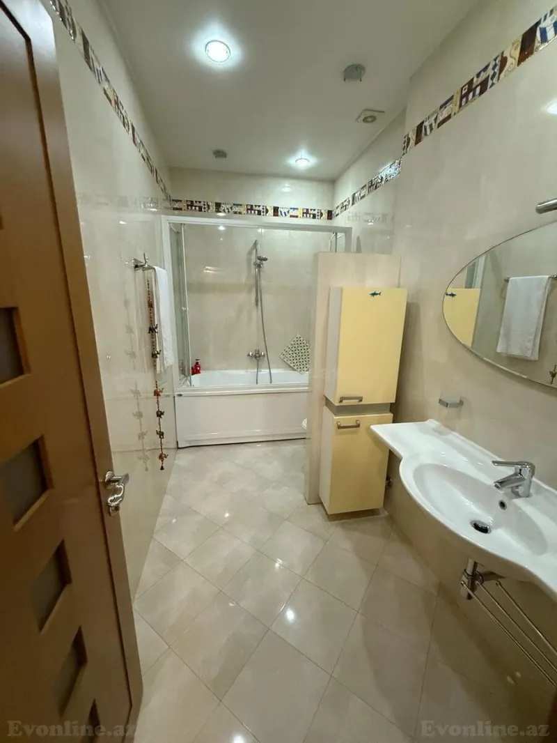 Satılır 4 otaqlı Mənzil Yeni tikili 199 m² 28 May m. - şəkil 13