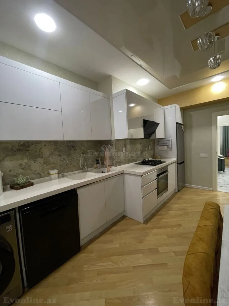 Kirayə verilir 3 otaqlı Mənzil Yeni tikili 140 m² Həzi Aslanov - şəkil 13