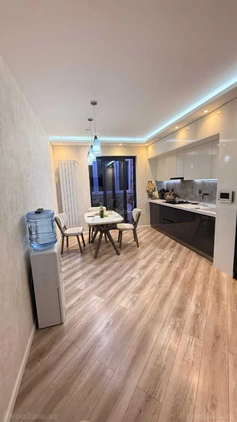3 otaqlı Mənzil 81 m² Suraxanı r. Satılır