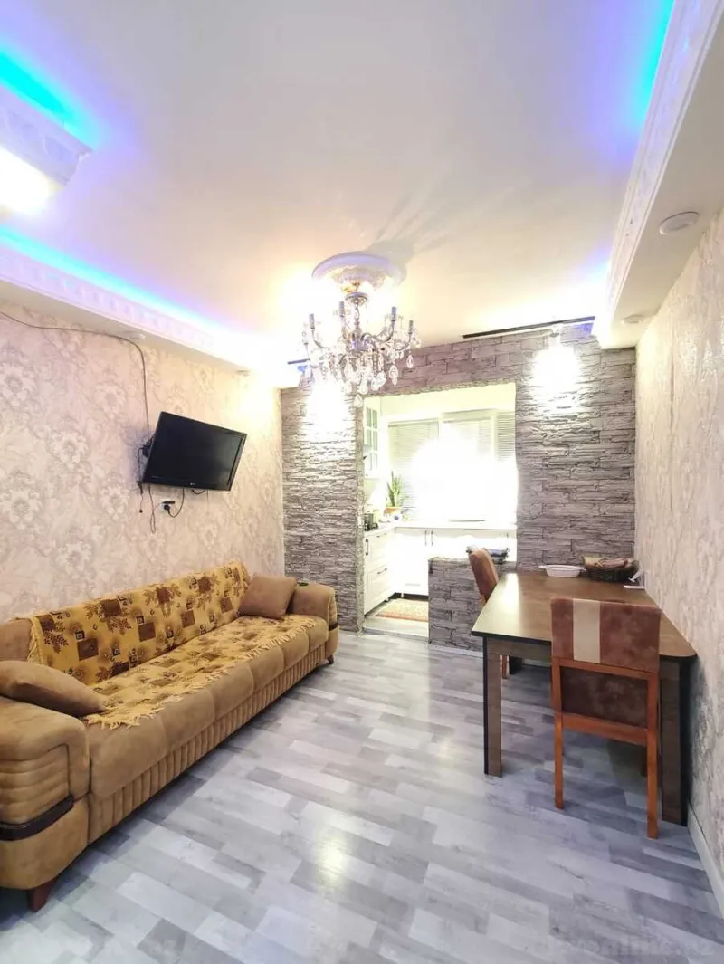 3 otaqlı Mənzil 90 m² Əhmədli m. Satılır