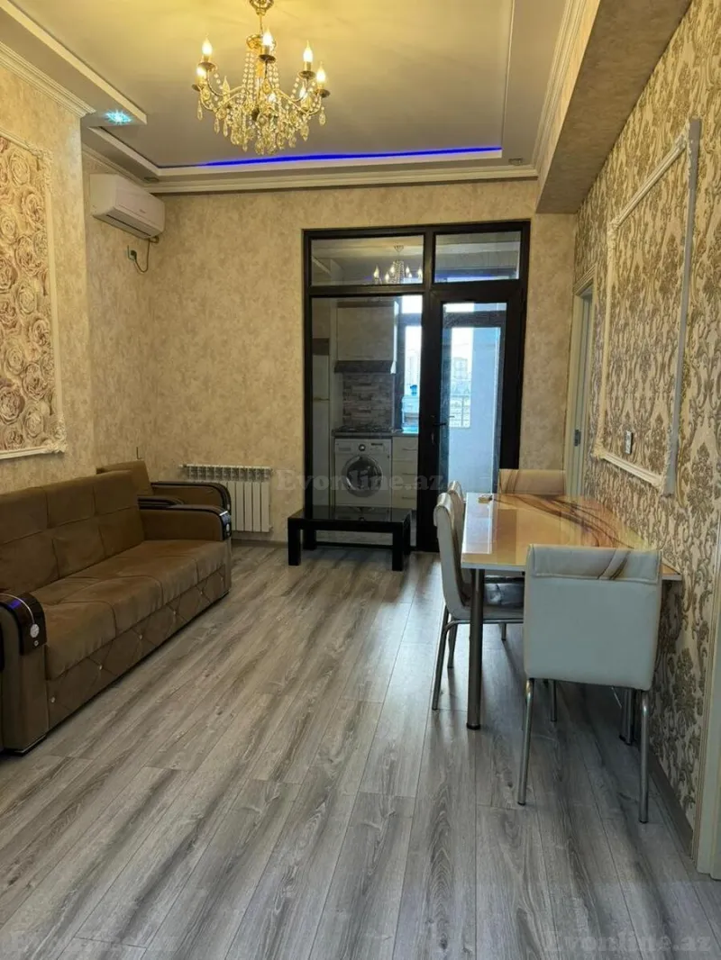 3 otaqlı Mənzil 75 m² Memar Əcəmi m. Kirayə verilir