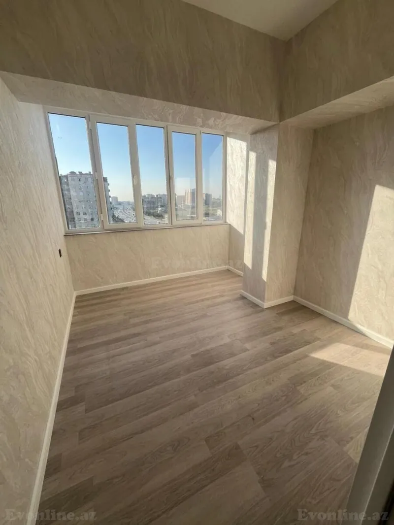 3 otaqlı Mənzil 60 m² Xırdalan Satılır