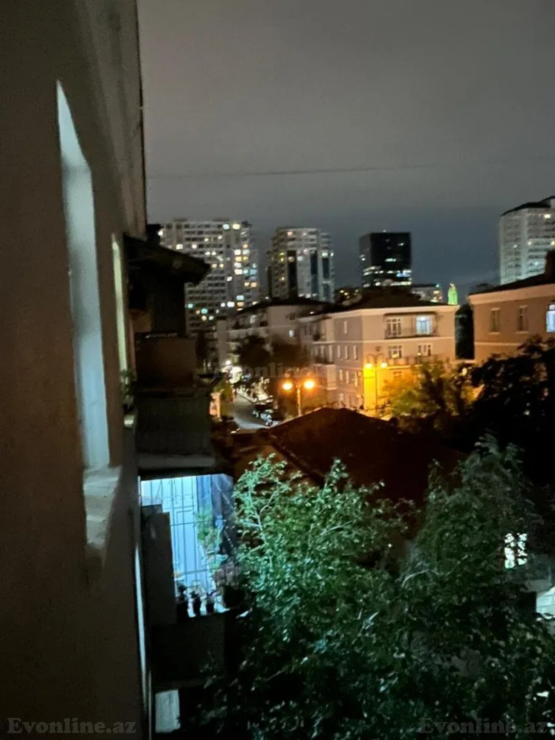 Satılır 2 otaqlı Mənzil Köhnə tikili 60 m² Xətai r. - şəkil 9