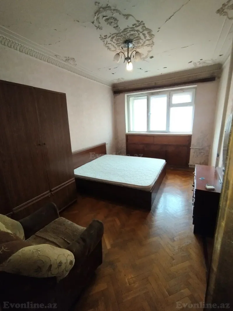 Satılır 3 otaqlı Mənzil Köhnə tikili 80 m² Nəriman Nərimanov m. - şəkil 3