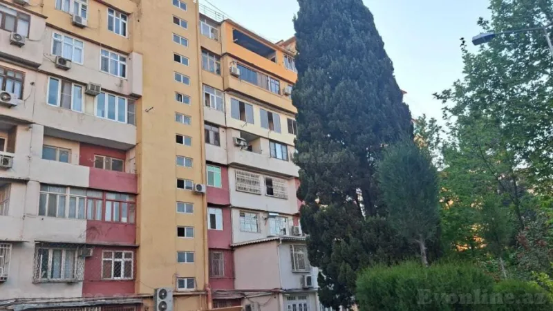 2 otaqlı Mənzil 60 m² Xalqlar Dostluğu m. Satılır
