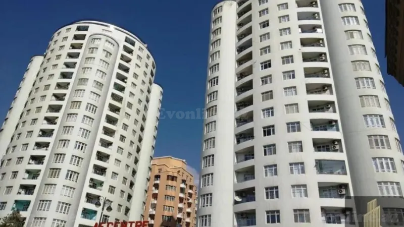 Kirayə verilir 4 otaqlı Mənzil Yeni tikili 210 m² Sahil m. - şəkil 16