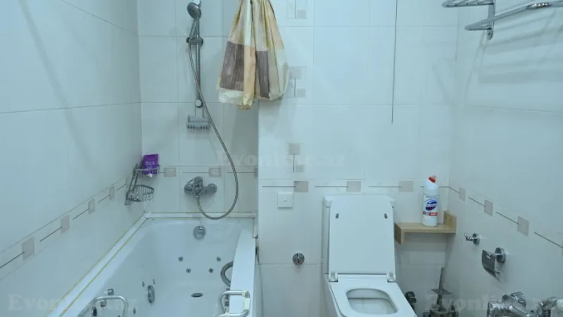 Kirayə verilir 4 otaqlı Mənzil Yeni tikili 210 m² Sahil m. - şəkil 20