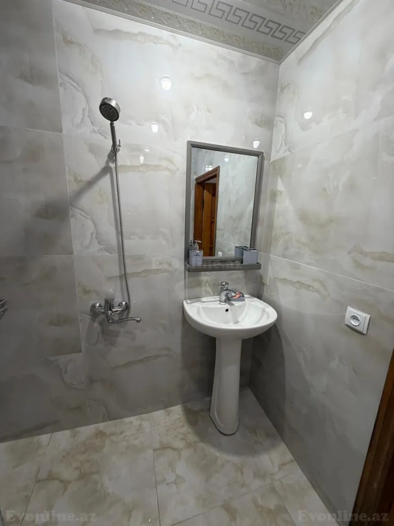 Kirayə verilir 2 otaqlı Mənzil Yeni tikili 55 m² 4-cü mikrorayon - şəkil 11
