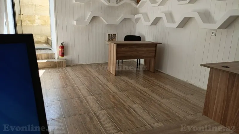 Kirayə verilir Ofis 50 m² İçərişəhər m.