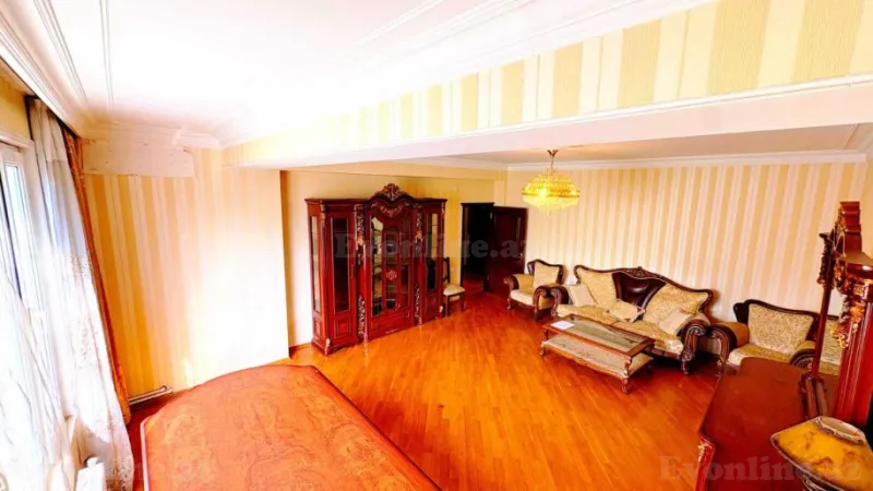 4 otaqlı Mənzil 175 m² Nərimanov r. Satılır