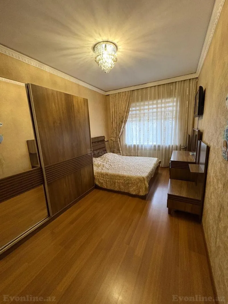 Satılır 2 otaqlı Mənzil Köhnə tikili 65 m² 28 May m. - şəkil 2